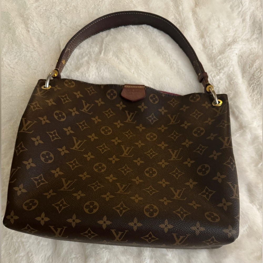Louis Vuitton Graceful PM and matching wallet. Both in very good condition!